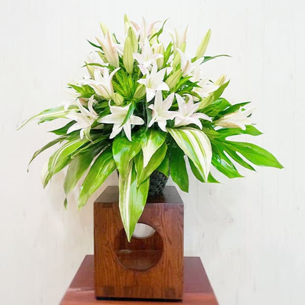 ゆりアレンジ盛篭 16,500円（税込）